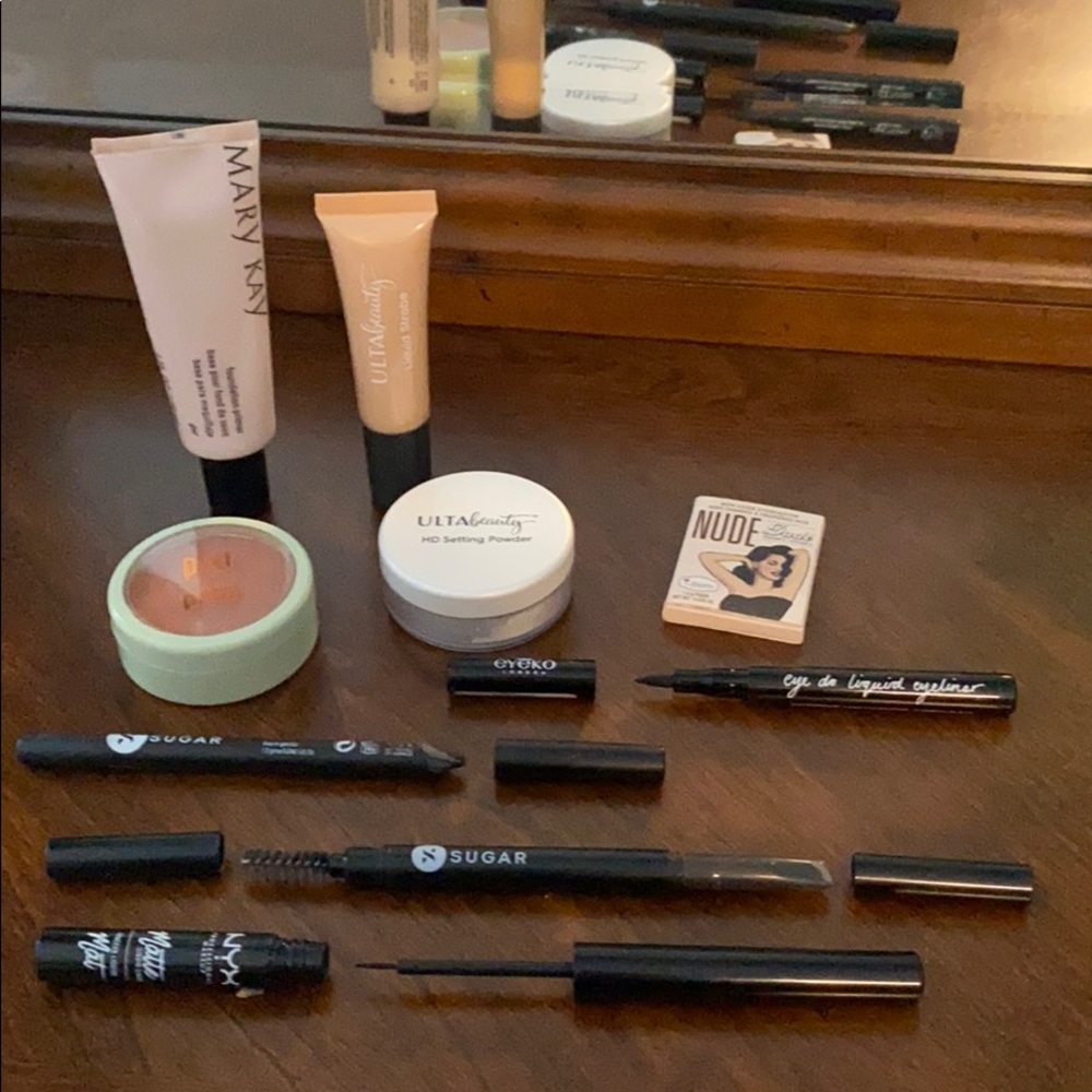 Hardly Used Beauty Bundle